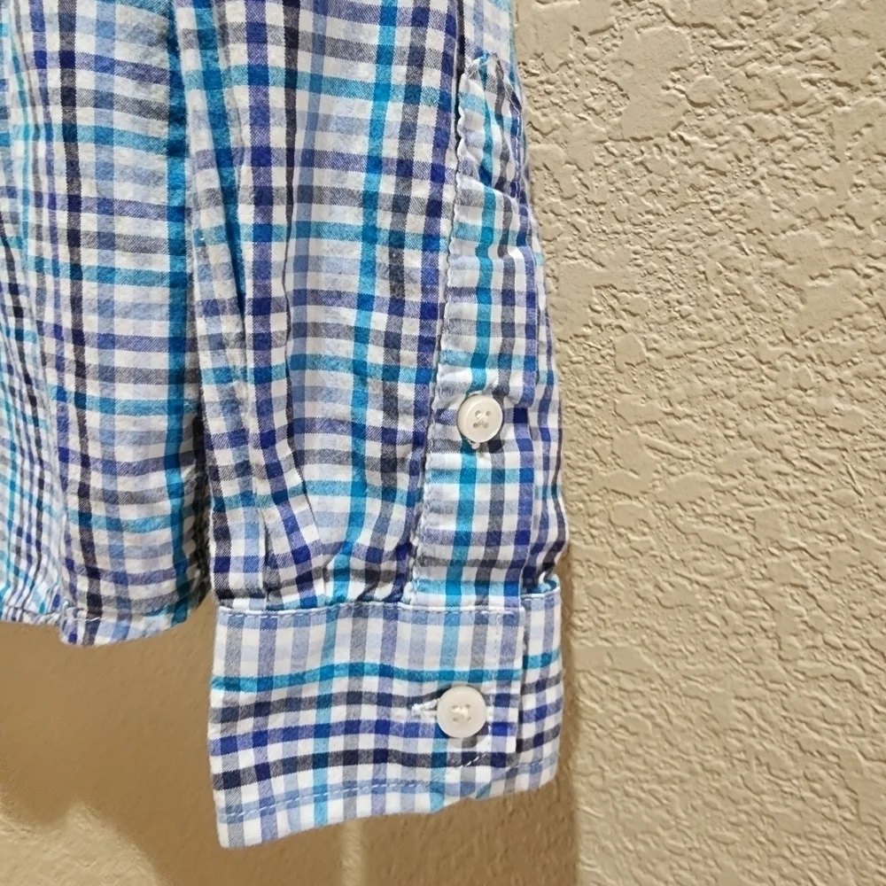Childrens Place Long sleeve blue and white plaid button up shirt Size S 5/6
